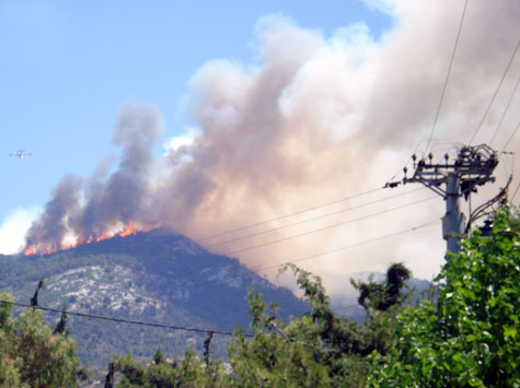 Πυρκαγιά στον Υμηττό 02