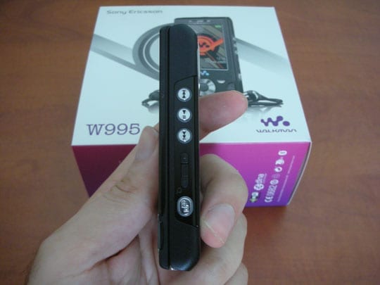 Sony Ericsson W995