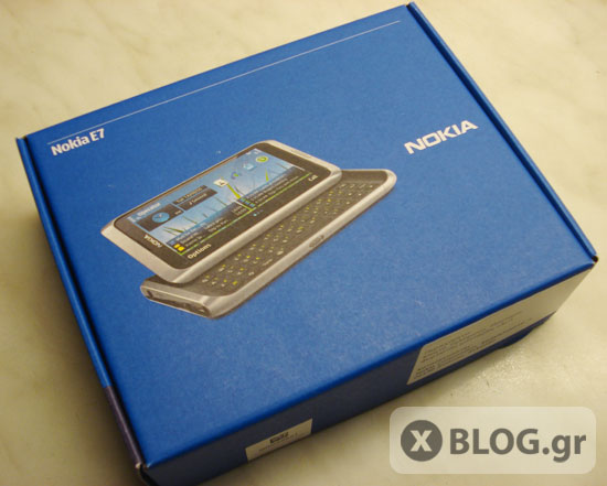 Nokia E7 Unboxing