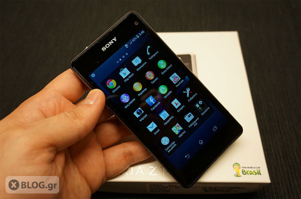 Sony Xperia Z1 Compact unboxing