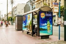 Στάση δροσιάς… από το Lipton Ice Tea Στάση δροσιάς… από το Lipton Ice Tea