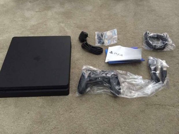 PlayStation 4 Slim leak