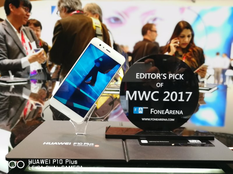 Huawei P10 FoneArena award