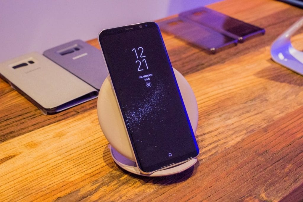 Samsung Galaxy S8 Charging pad