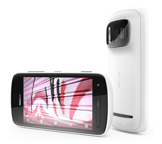Nokia 808 Pure View: Βρείτε το αποκλειστικά στα καταστήματα Γερμανός από την Cosmote